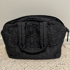 Lululemon 20L Embrace Tote